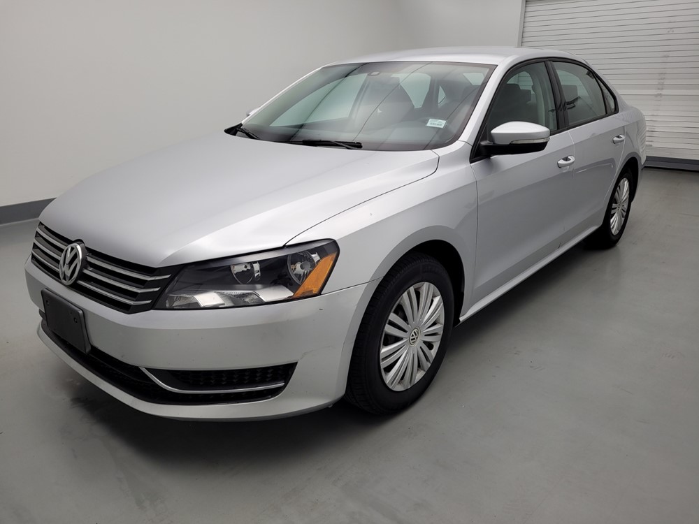 Used 2015 Volkswagen Passat Driver Front Bumper