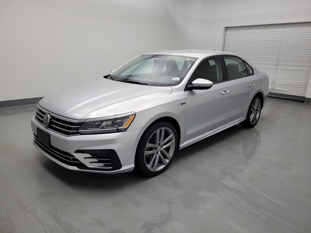 Used 2018 Volkswagen Passat Driver Front Bumper