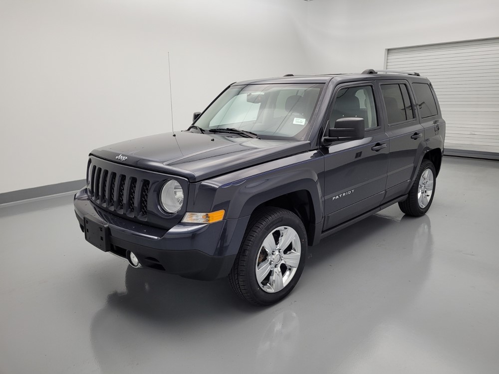 Used 2016 Jeep Patriot Driver Front Bumper