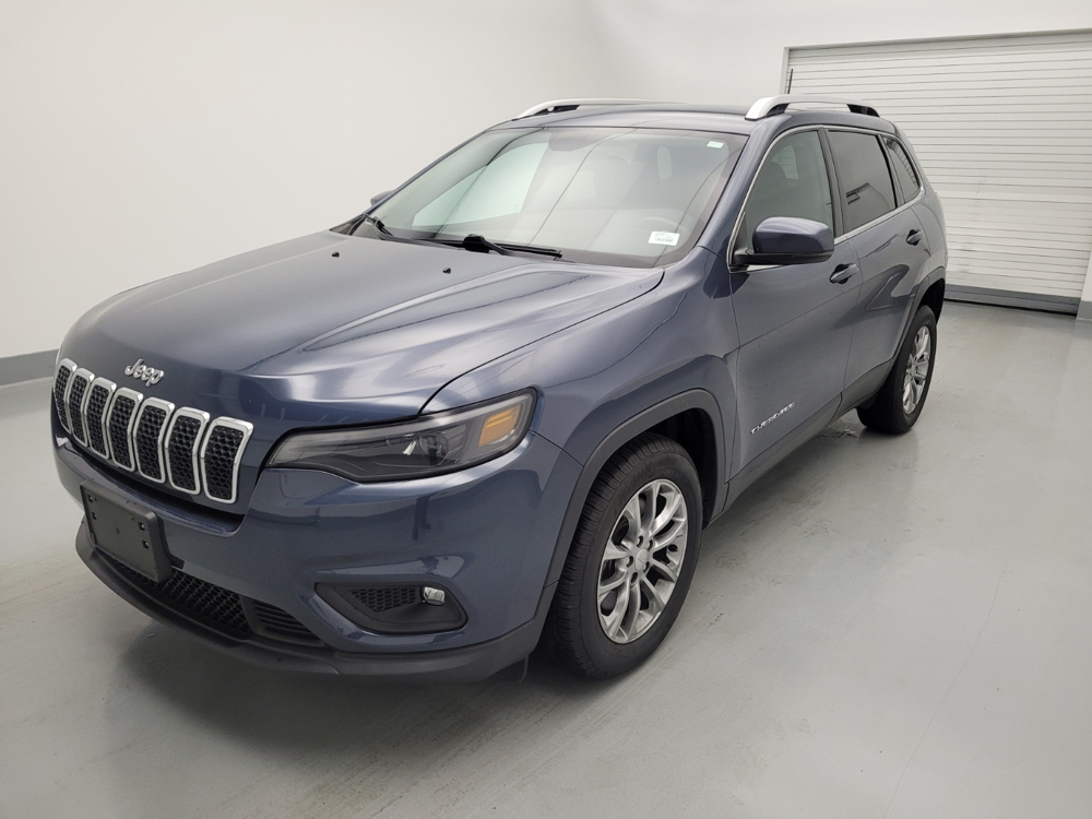 Used 2019 Jeep Cherokee Driver Front Bumper