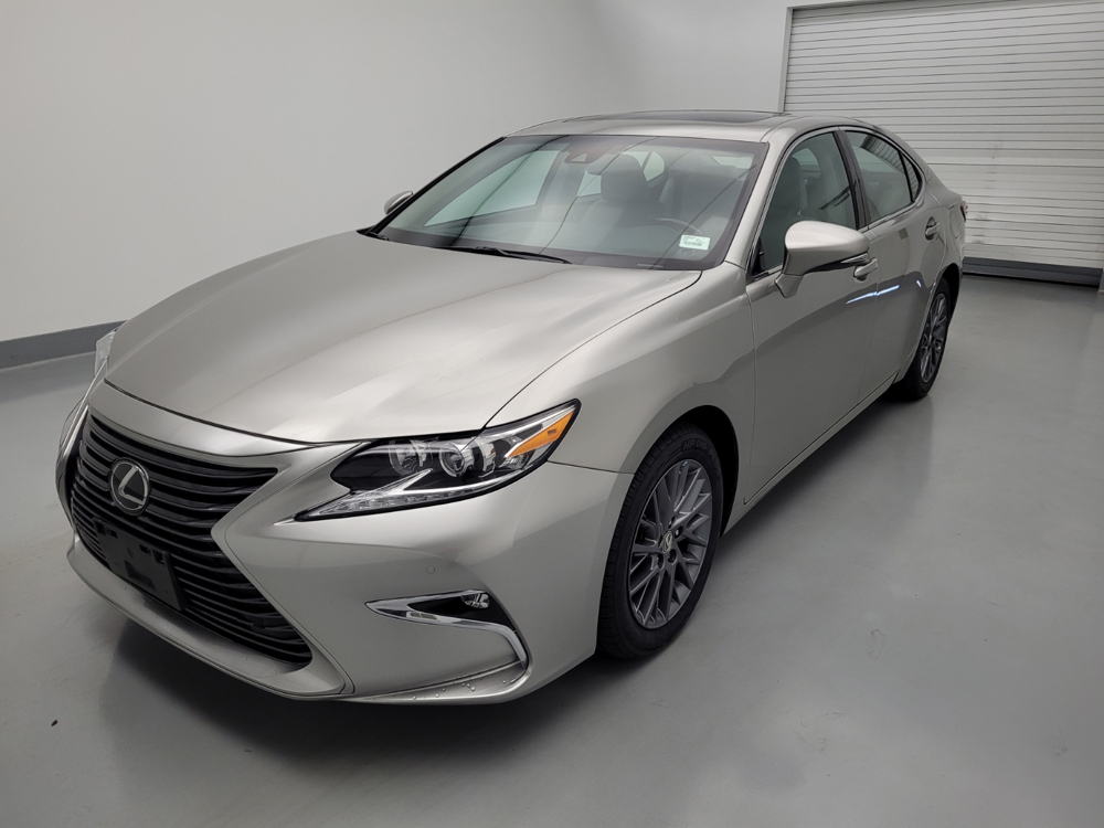 Used 2018 Lexus ES 350 Driver Front Bumper