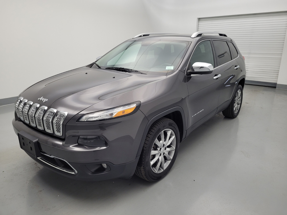 Used 2018 Jeep Cherokee Driver Front Bumper