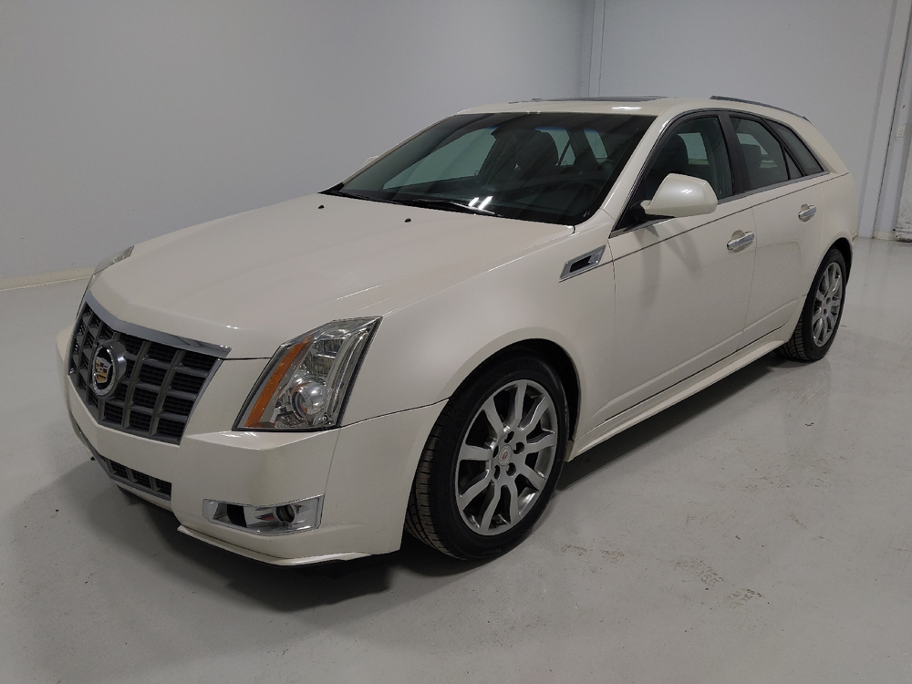 2012 Cadillac CTS Sport Wagon Luxury Collection's photo