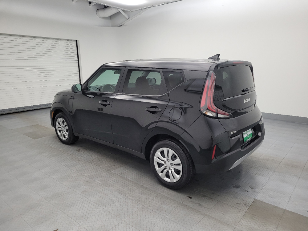 2023 Kia Soul LX photo 3