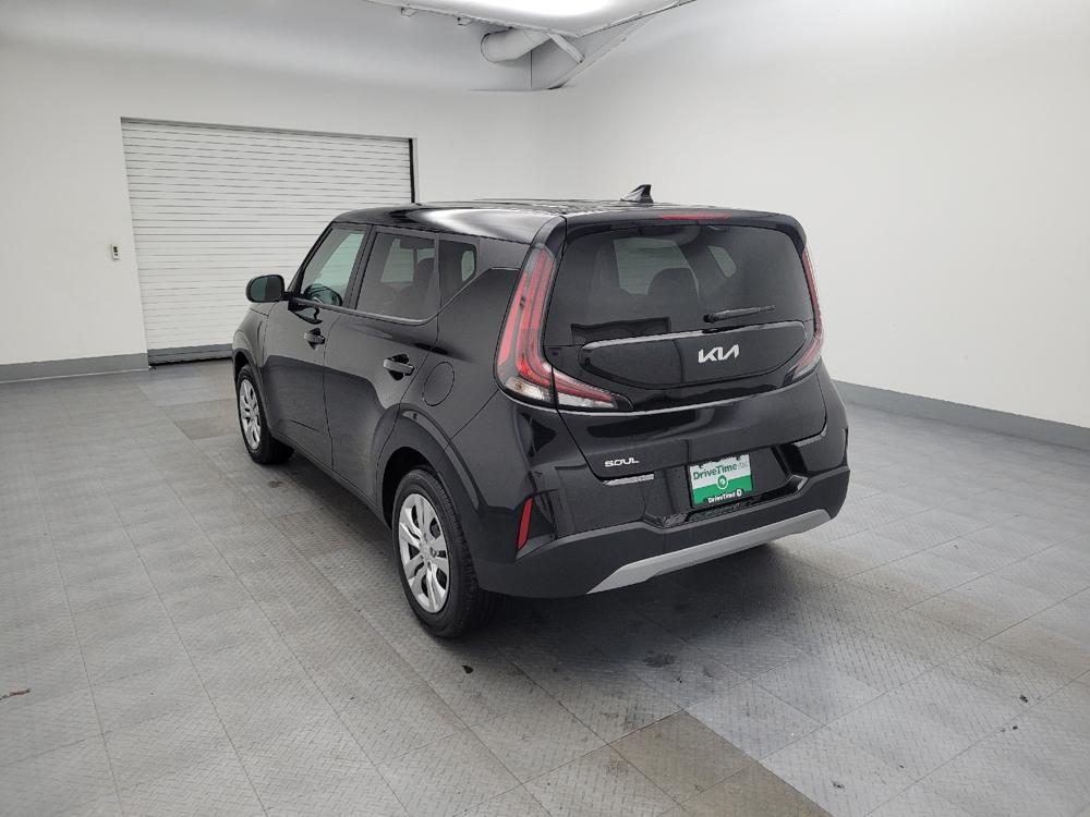 2023 Kia Soul LX photo 4