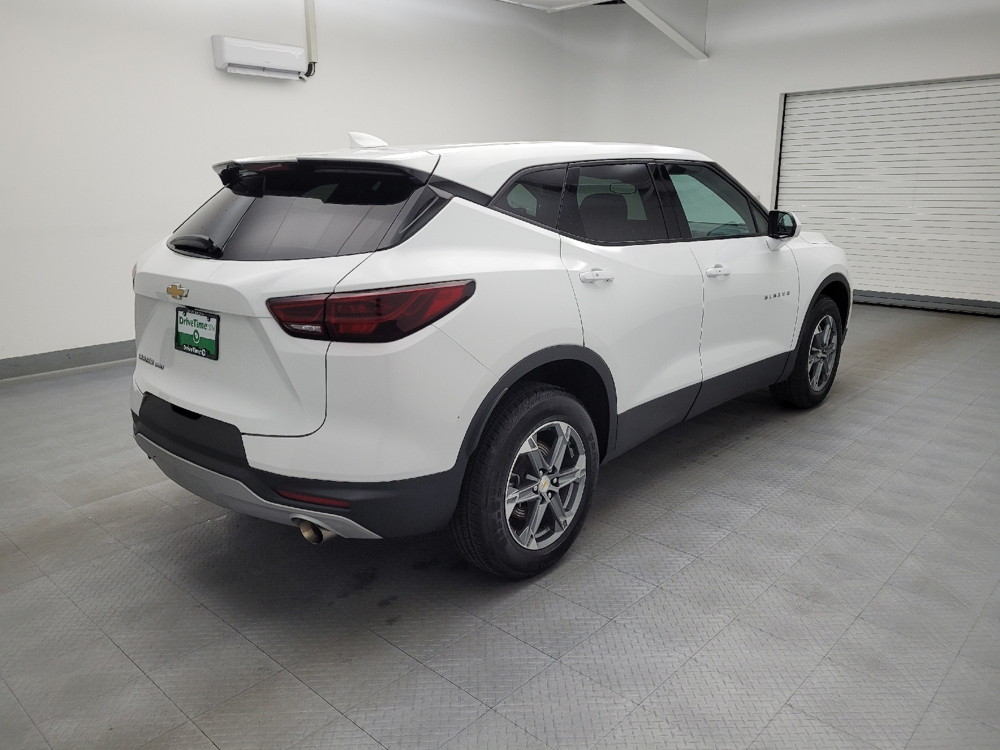 Image 8 of 2023 Chevrolet Blazer 2LT