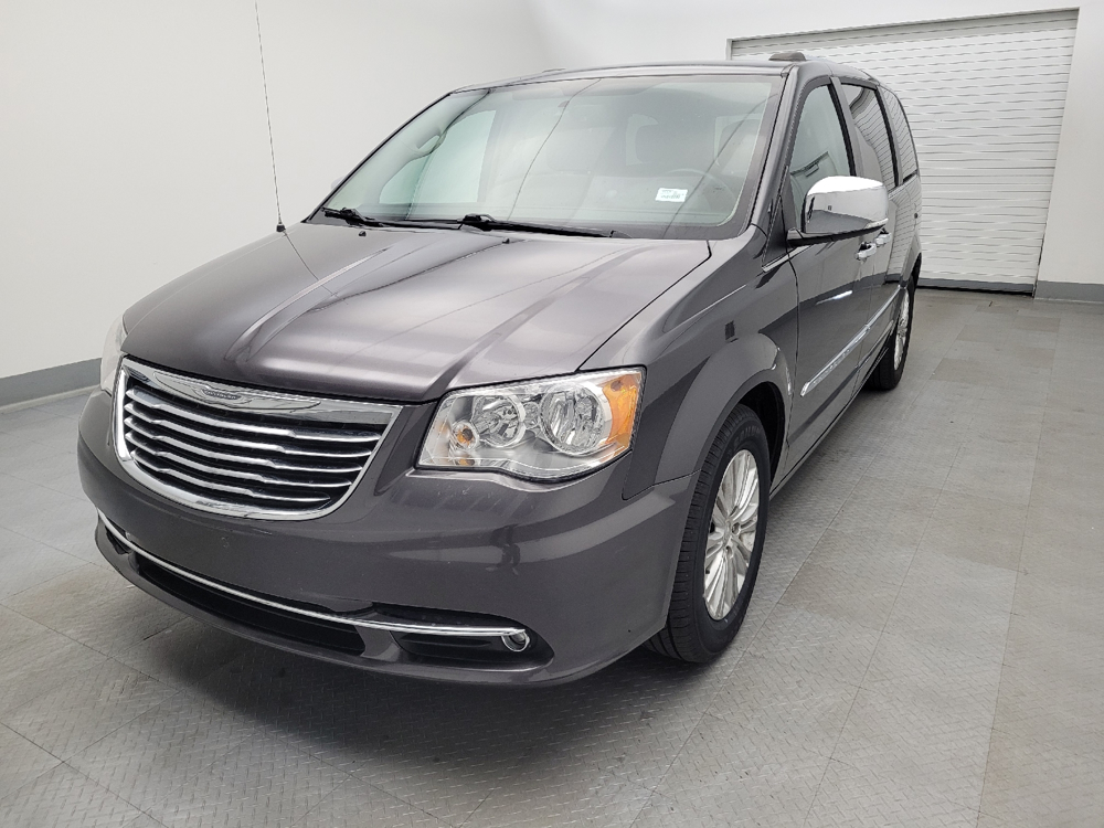 2016 Chrysler Town & Country Limited