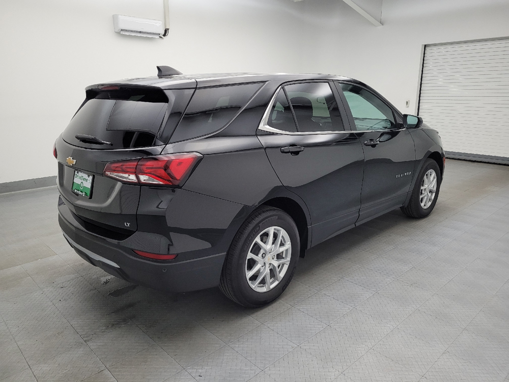 Image 8 of 2023 Chevrolet Equinox LT