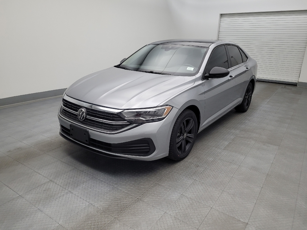 2024 Volkswagen Jetta SE's photo