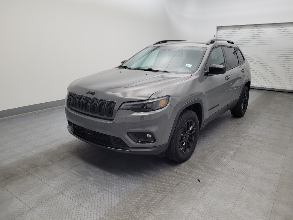 2023 Jeep Cherokee Altitude Lux's photo