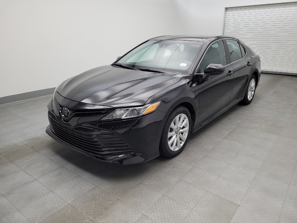 2020 Toyota Camry LE's photo
