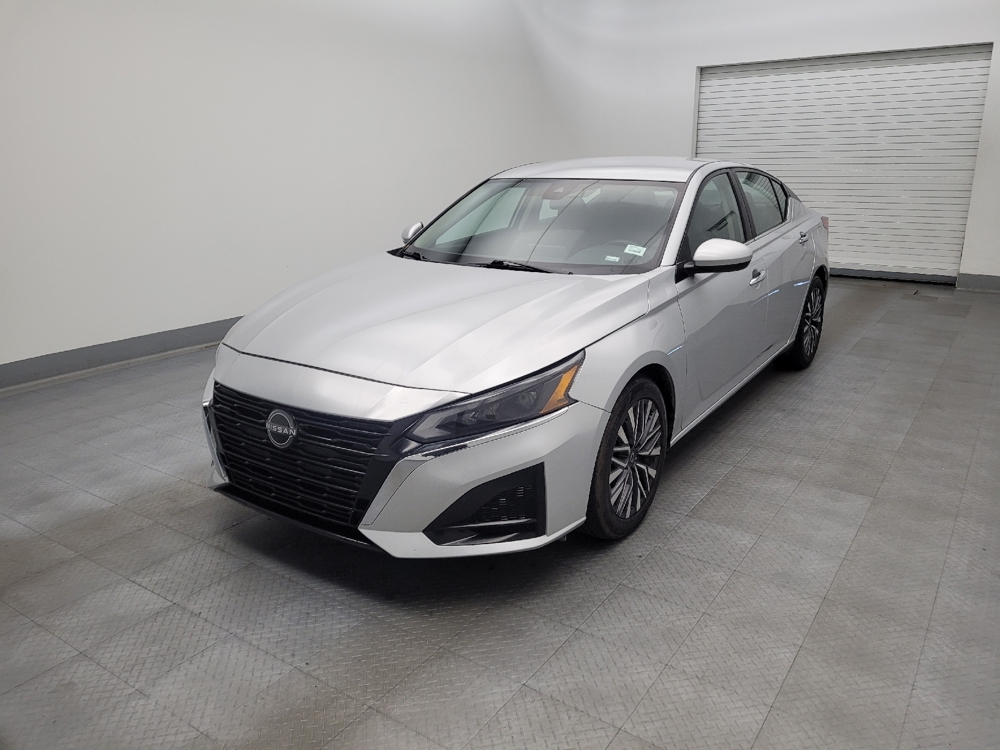 2023 Nissan Altima SV's photo