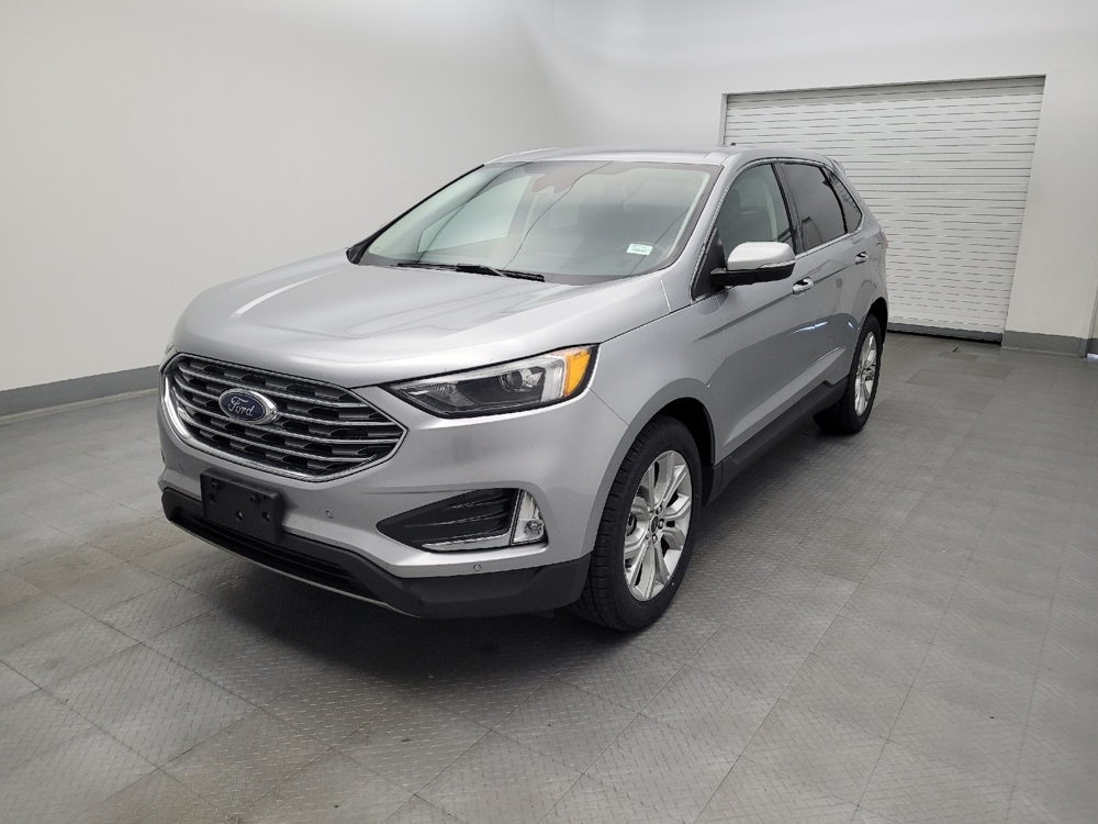2023 Ford Edge Titanium's photo