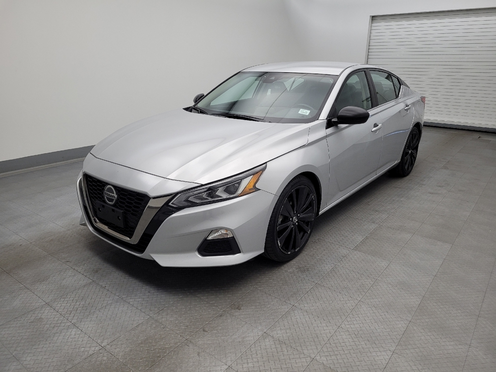2022 Nissan Altima SR
