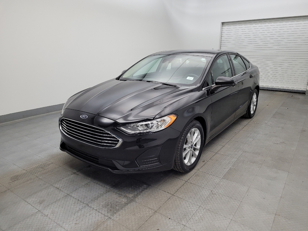 2020 Ford Fusion SE's photo