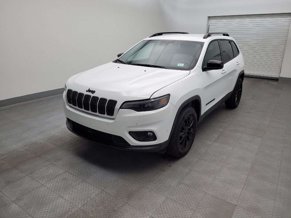 2023 Jeep Cherokee Altitude Lux's photo