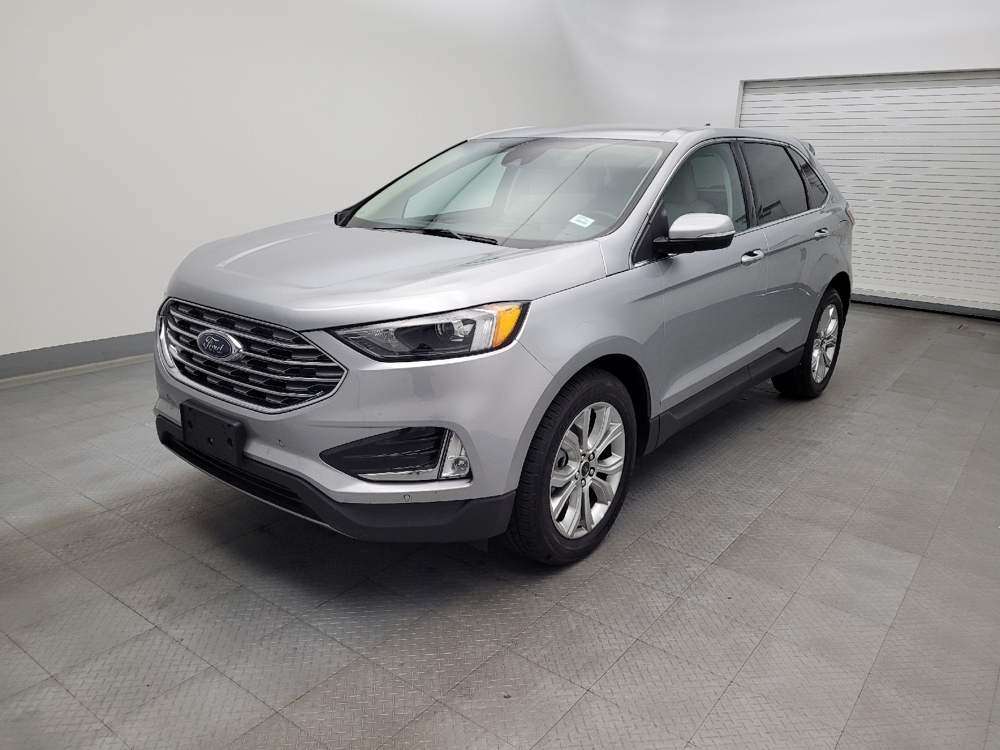 2024 Ford Edge Titanium's photo