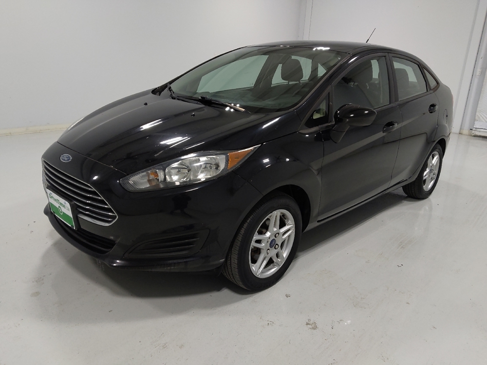 2019 Ford Fiesta SE's photo