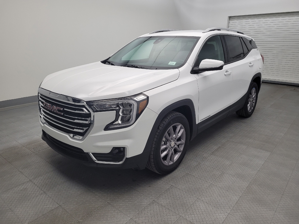 2024 GMC Terrain SLT's photo