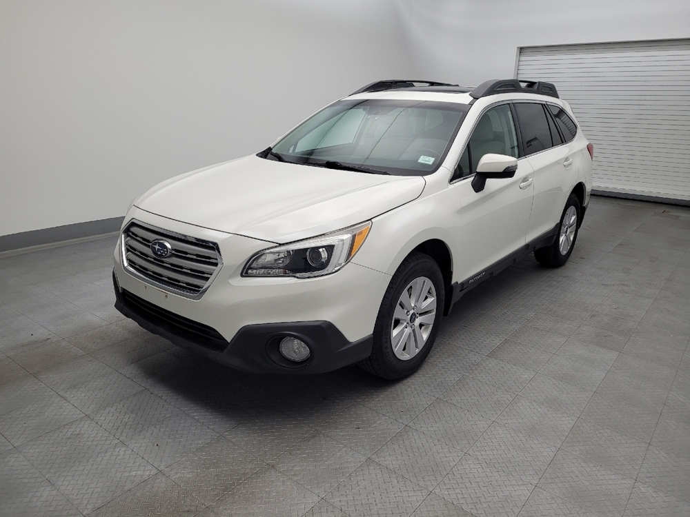 2015 Subaru Outback Premium's photo