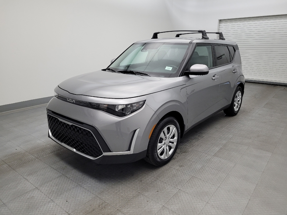 2023 Kia Soul LX's photo
