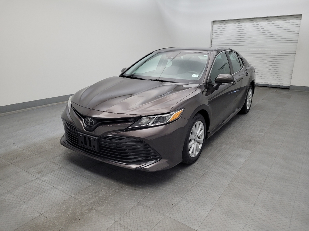 2019 Toyota Camry LE's photo