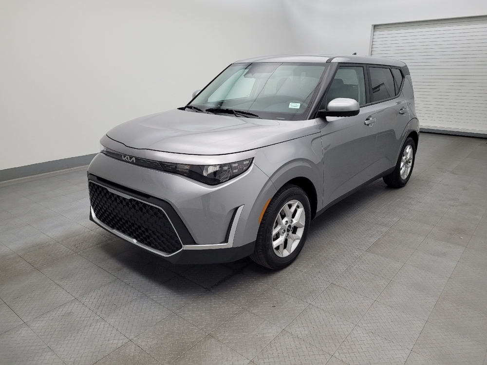 2024 Kia Soul LX's photo