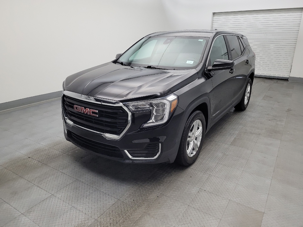 2024 GMC Terrain SLE's photo