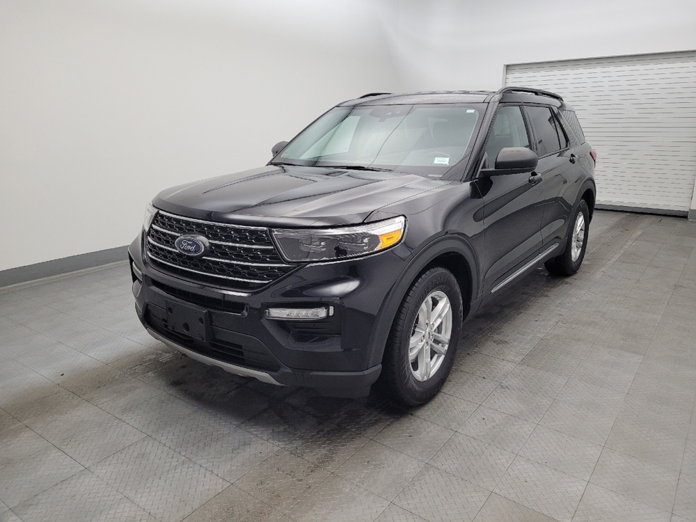2023 Ford Explorer XLT's photo