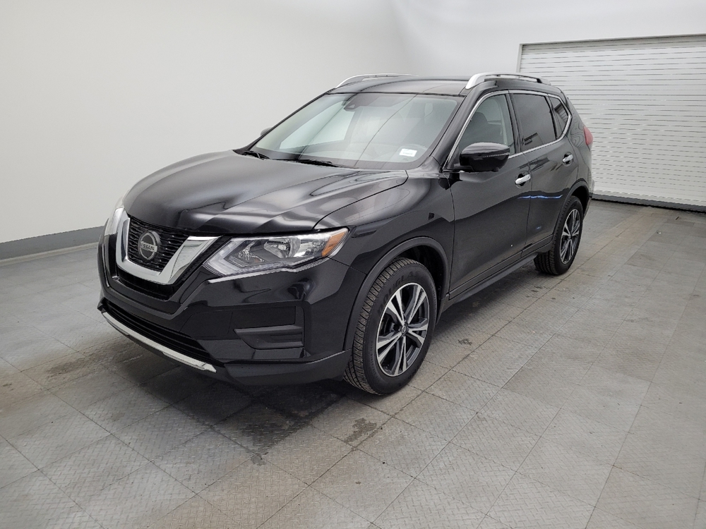 2019 Nissan Rogue SV's photo