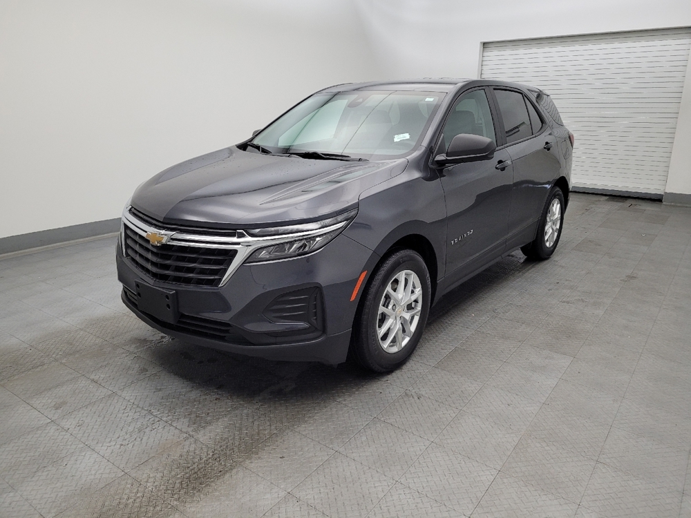 2022 Chevrolet Equinox LS's photo