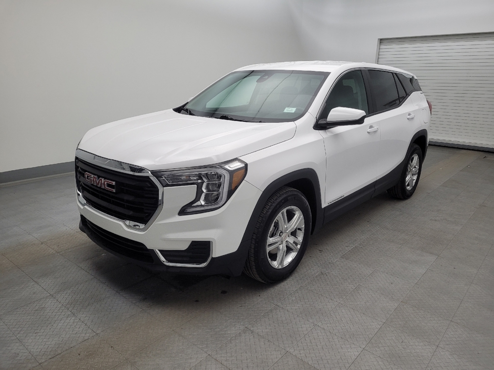 2024 GMC Terrain SLE's photo