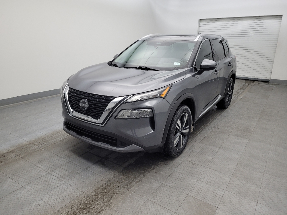2023 Nissan Rogue SL's photo