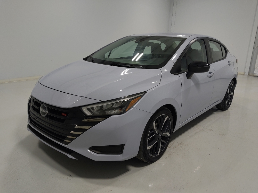 2023 Nissan Versa Sedan SR