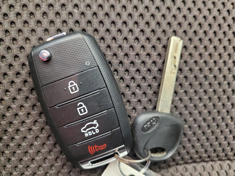 2019 Kia Optima LX - Photo 25