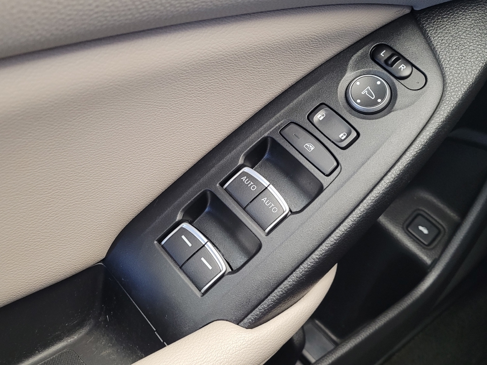 2018 Honda Accord EX - Photo 21