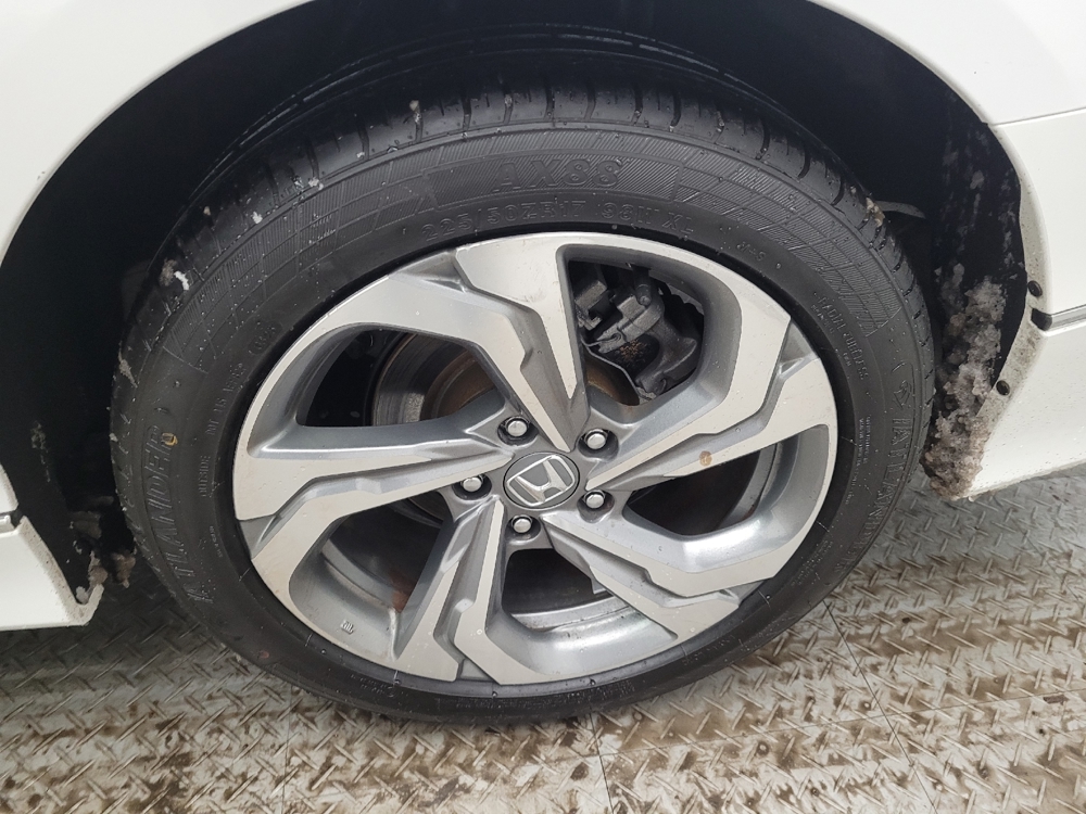 2018 Honda Accord EX - Photo 24