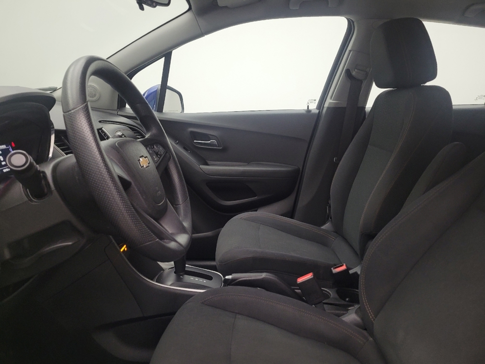2017 Chevrolet Trax LS - Photo 13