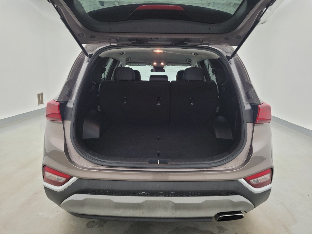 2019 Hyundai Santa Fe SE - Photo 22