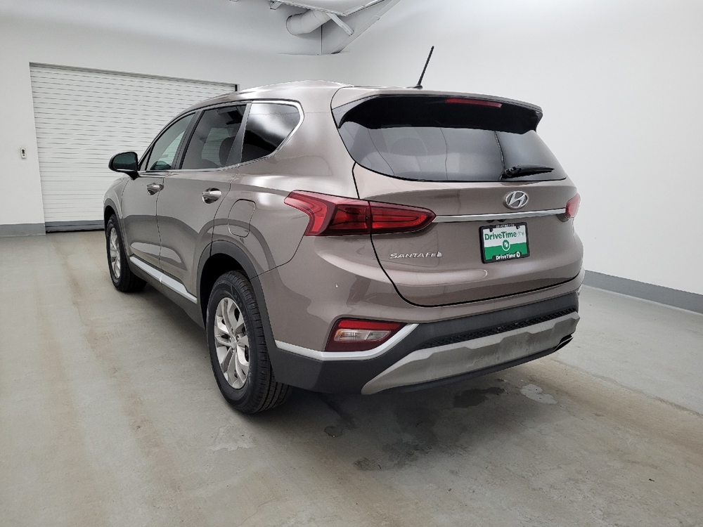 2019 Hyundai Santa Fe SE - Photo 4