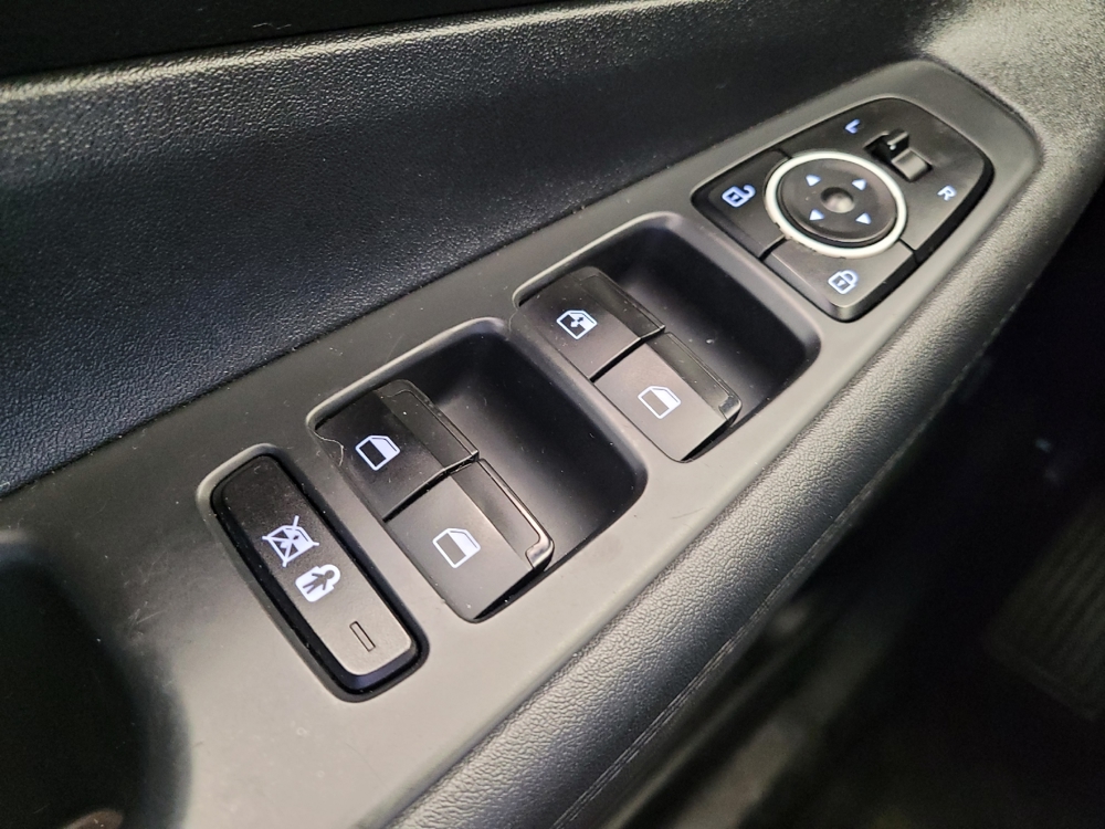 2019 Hyundai Santa Fe SE - Photo 21