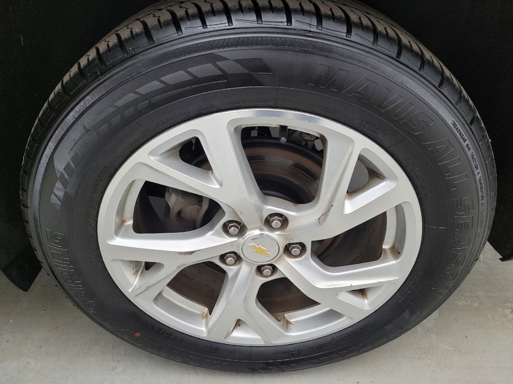 2019 Chevrolet Equinox LT - Photo 24