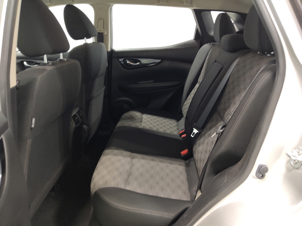 2017 Nissan Rogue Sport SV - Photo 14
