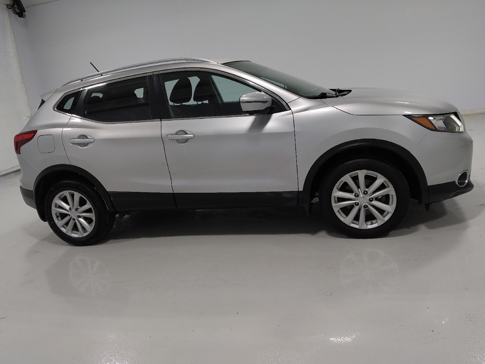 2017 Nissan Rogue Sport SV - Photo 9