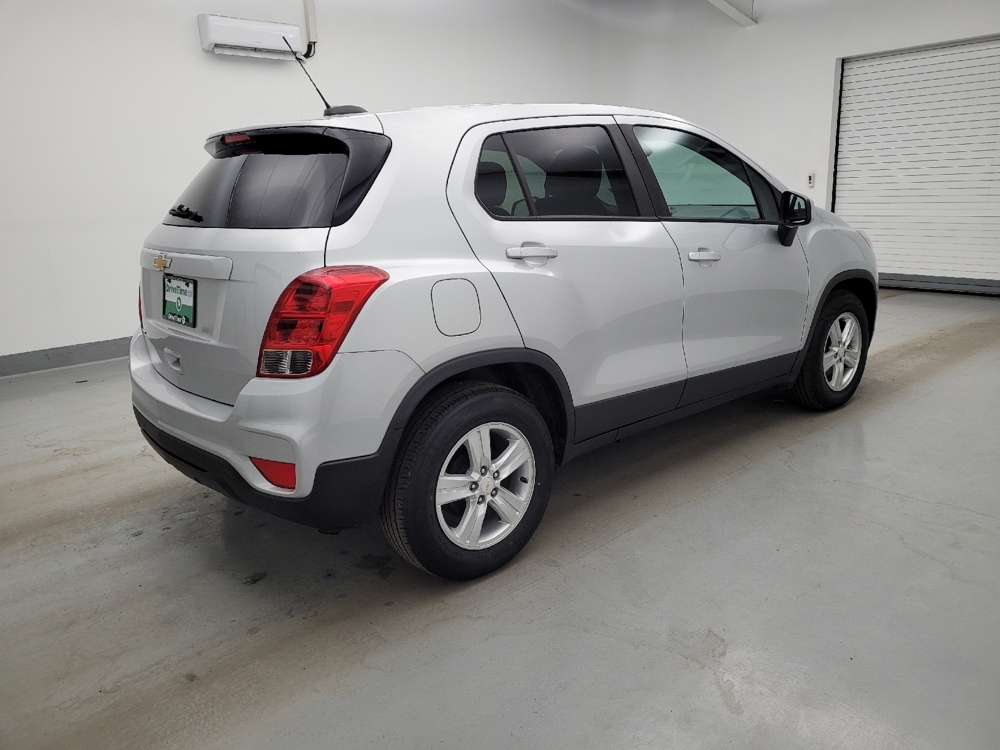 2021 Chevrolet Trax LS - Photo 8