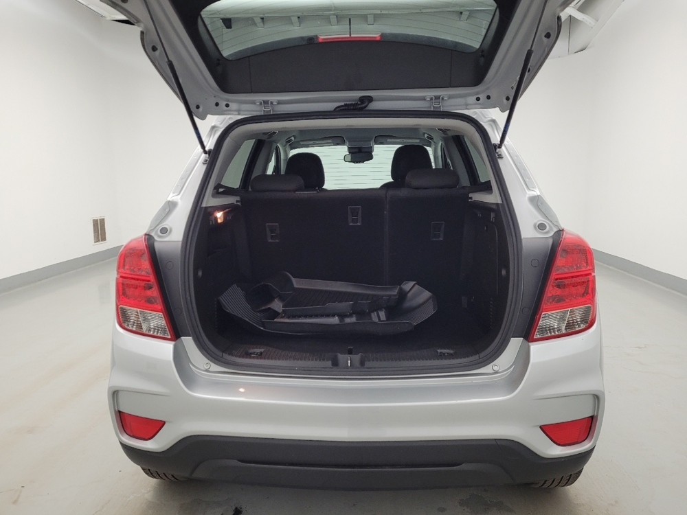 2021 Chevrolet Trax LS - Photo 22