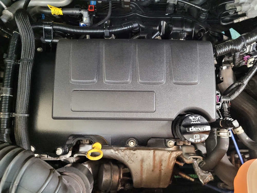 2021 Chevrolet Trax LS - Photo 23