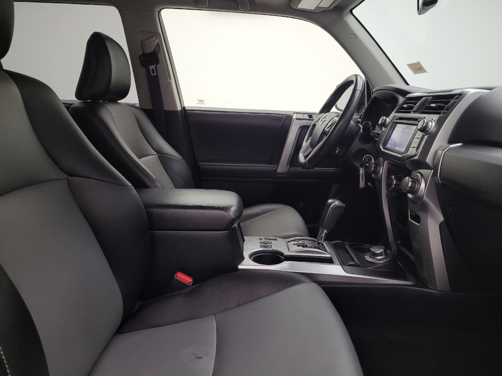 2018 Toyota 4Runner SR5 Premium - Photo 16