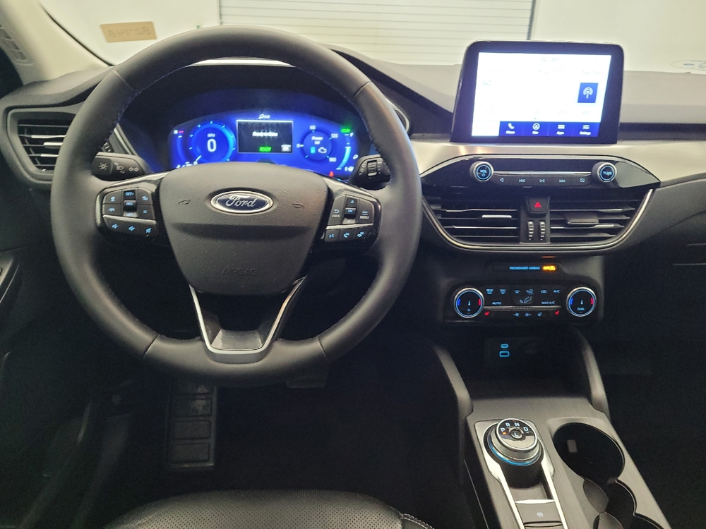 2022 Ford Escape Titanium - Photo 17