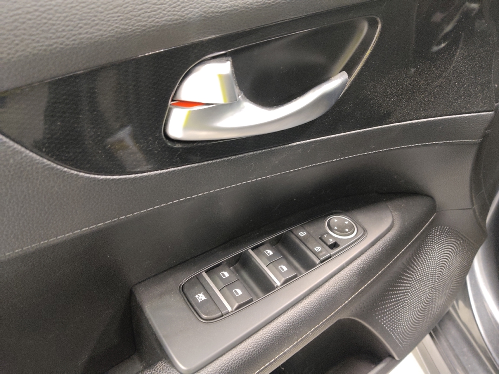 2021 Kia Forte GT-Line - Photo 21